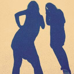 Lisa Bertrand Photo 32