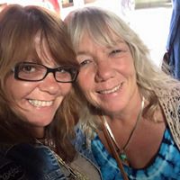 Stefanie Beach Photo 4