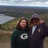 Christine Stapleton Photo 15