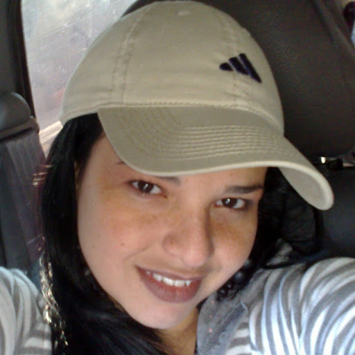 Betty Navarro Photo 22