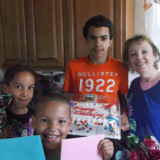 Sandy Hurst Photo 14