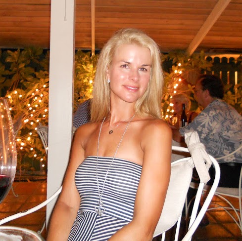 Tanya Hodges Photo 7