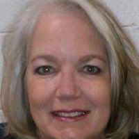 Suzanne Howell Photo 21