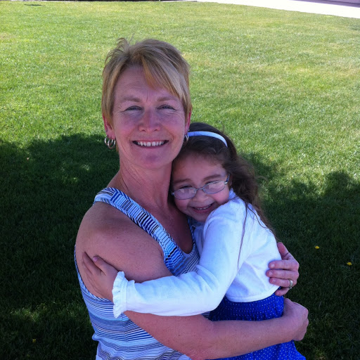 Sandi Harvey Photo 8