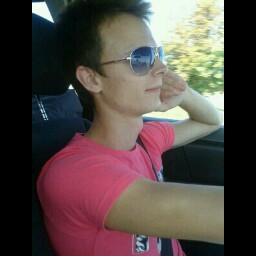 Robert Orosz Photo 7