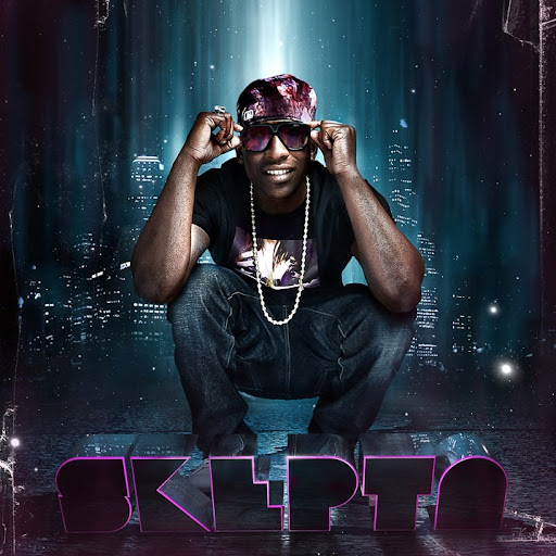 Christian Strong Photo 17