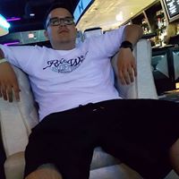 Edgar Chavez Photo 10
