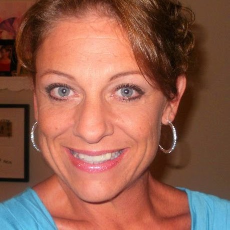 Kimberly Kirk Photo 33