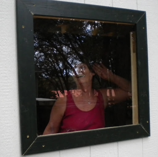 Joyce Hopkins Photo 14