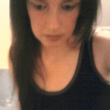 Michelle Quinn Photo 30