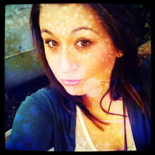 Meghan Bell Photo 12