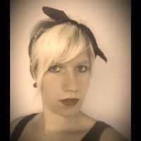 Stephanie Huber Photo 13