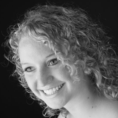 Julia Krueger Photo 6