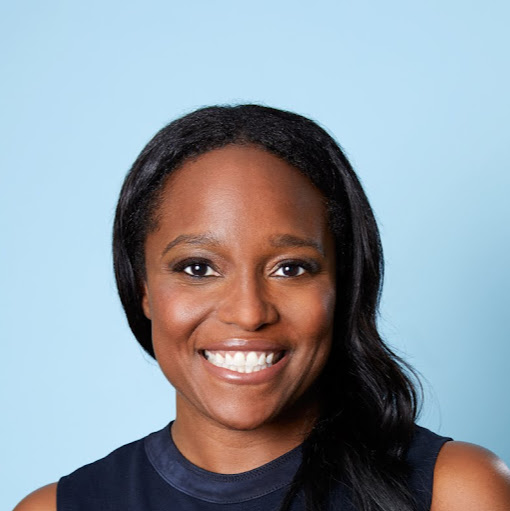 Renee Edwards Photo 17