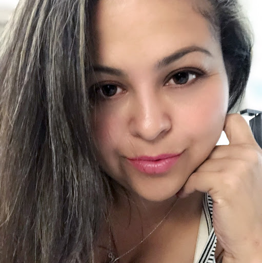 Lucy Sanchez Photo 33