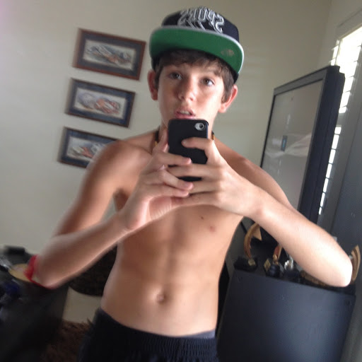 Kenneth Short Photo 18