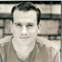 Robert Carr Photo 17