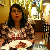 Ana Cardenas Photo 31