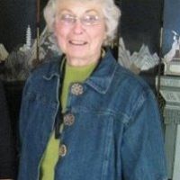 Elizabeth Keefe Photo 18