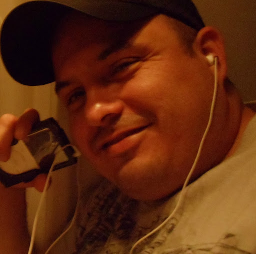 Sam Alvarez Photo 40