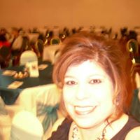 Julia Davila Photo 16