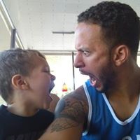 Laurence Hunt Photo 7