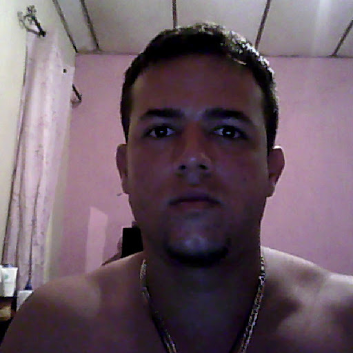 Carlos Valladares Photo 29