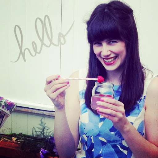 Jane Rose Photo 9