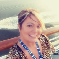 Christina Little Photo 37