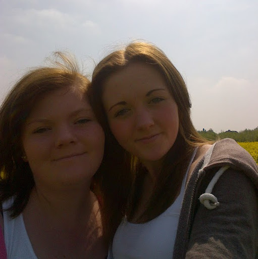 Casey Reynolds Photo 20