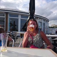 Lorraine Fox Photo 13