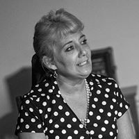 Angie Miles Photo 20