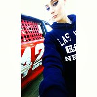 Sara Lozada Photo 13