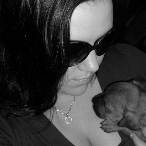 Rachel Winters Photo 37