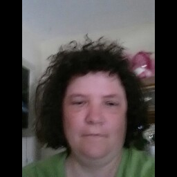 Julia Robbins Photo 18