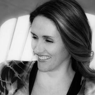 Carrie Bradley Photo 21