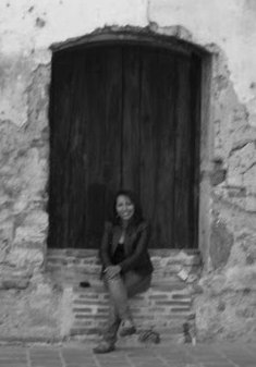 Doris Escobar Photo 8