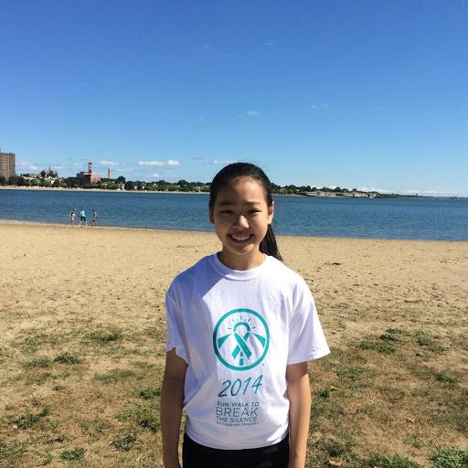 Alicia Yang Photo 23