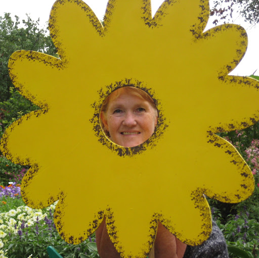 Carol Winters Photo 16