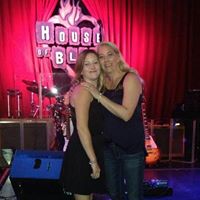 Lori Kendrick Photo 25