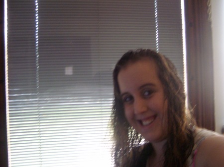 Laura Wilson Photo 14