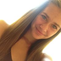 Claudia Sharp Photo 16