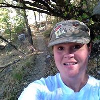 Traci Armstrong Photo 33