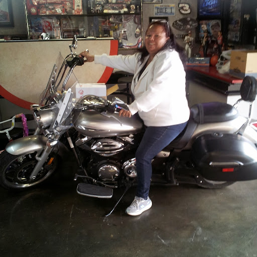 Mary Merchant Photo 4