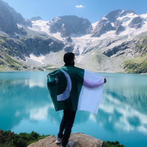 Adnan Khan Photo 24