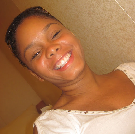 Jessica Calderon Photo 20