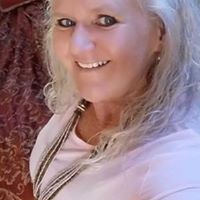 Sarah Vance Photo 26