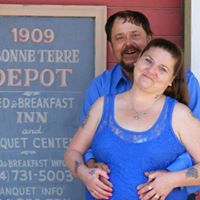 Jennifer Skaggs Photo 9