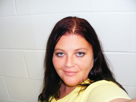 Elizabeth Grimes Photo 24