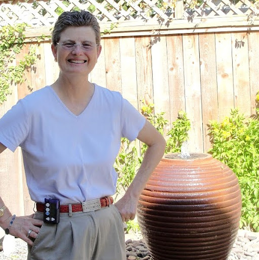 Carolyn Levy Photo 4